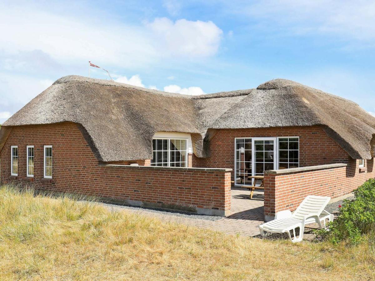 12 Person Holiday Home In Ringk Bing 灵克宾 外观 照片